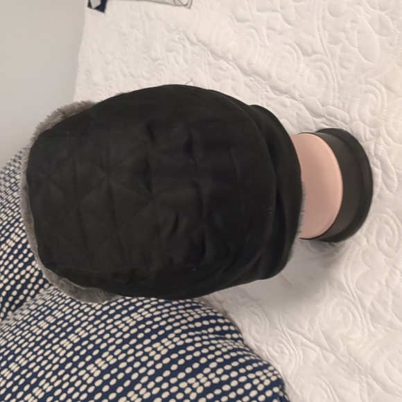 Swiss Tech Warm Quilted Trapper Hat - Picture 4 of 10